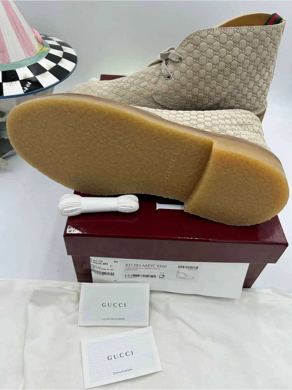 Men's Gucci suede GG embossed desert boots in oatmeal size 11 made in Italy